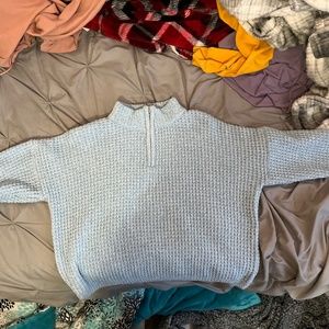 turtle neck/crewneck